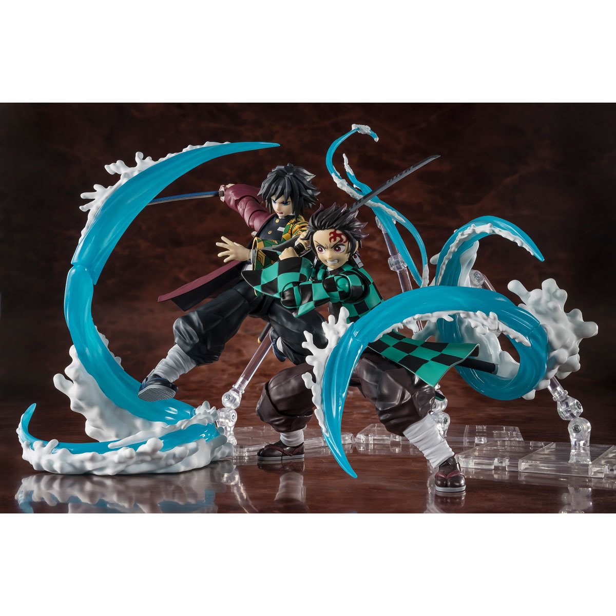 Demon Slayer: Kimetsu No Yaiba Tanjiro Kamado and Giyu Tomioka Water Breathing S.H.Figuarts Action Figure Effect Set