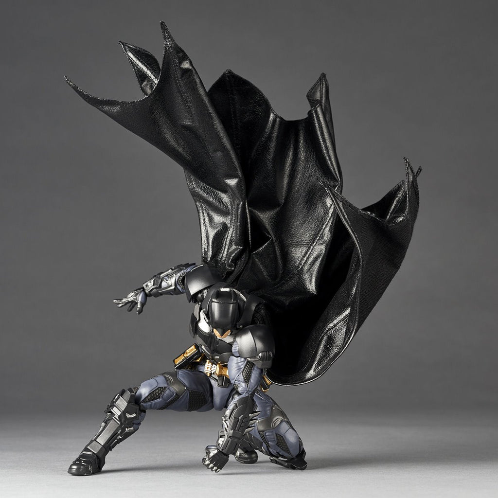 Batman: Arkham Knight Batman Revoltech Amazing Yamaguchi Action Figure