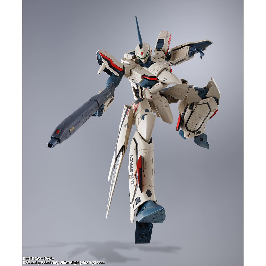 Macross Plus YF-19 Excalibur Isamu Alva Dyson Use DX Chogokin Action Figure