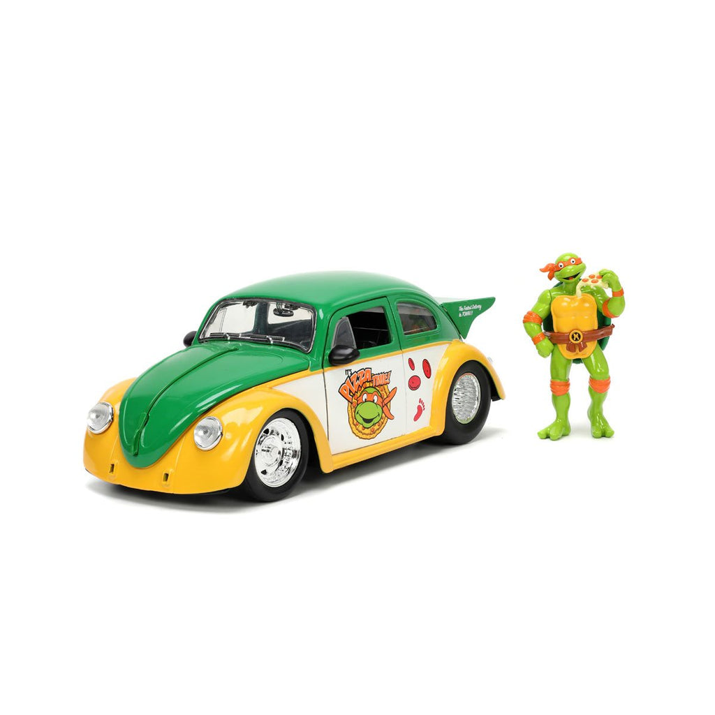 Teenage Mutant Ninja Turtles Volkswagen Beetle 1:24 Scale Die-Cast Metal Vehicle with Michelangelo Figure