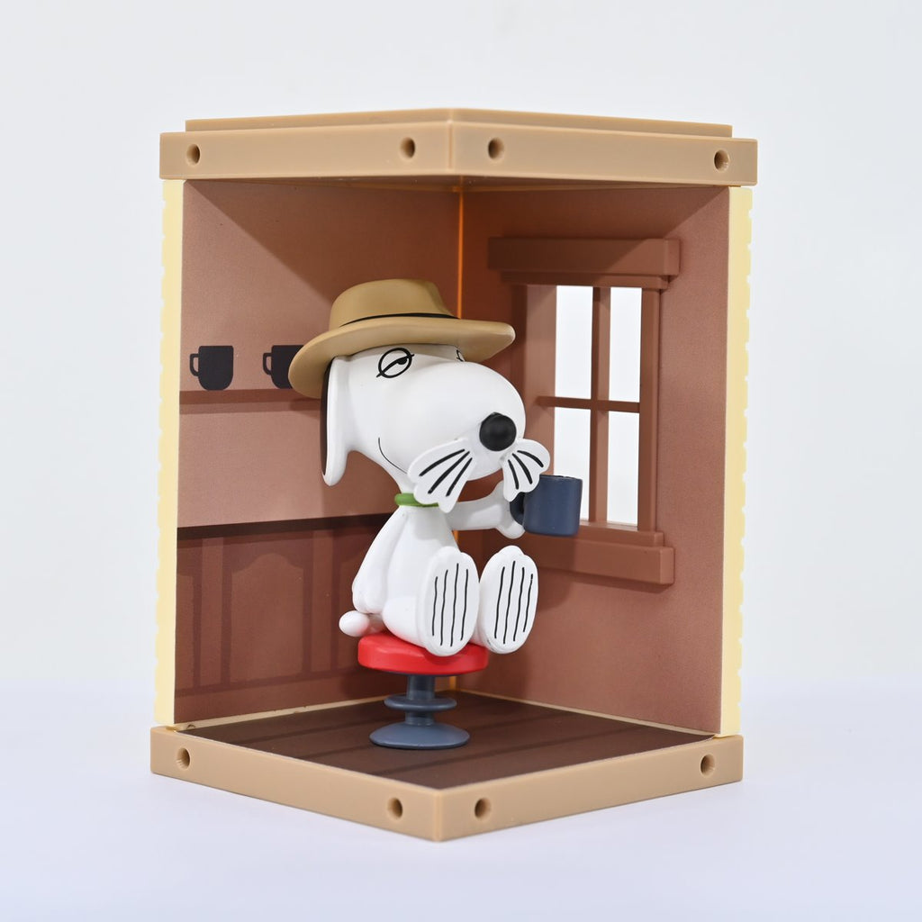 Peanuts Snoopy Hero Box Home Sweet Home Series Blind-Box Mini-Figure Case of 6