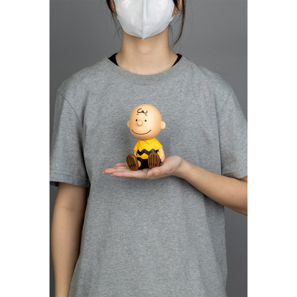 Peanuts Charlie Brown VPBP-030 Peanuts Series Palm Size Vinyl Functional Piggy Bank