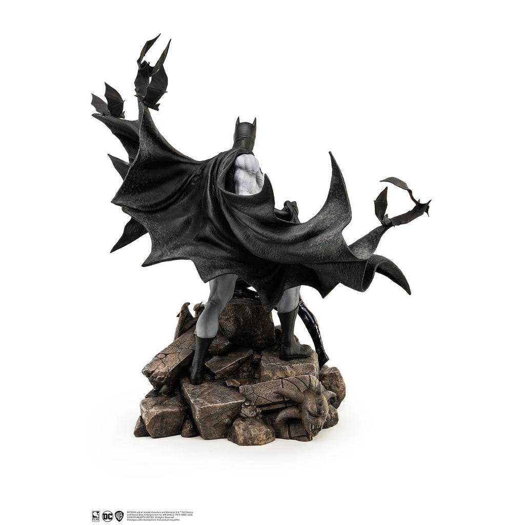 Batman and Catwoman Reunion 1:4 Scale Statue