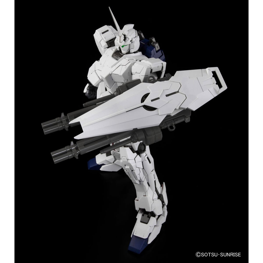 Mobile Suit Gundam Unicorn RX-0 Unicorn Gundam Perfect Grade 1:60 Scale Model Kit