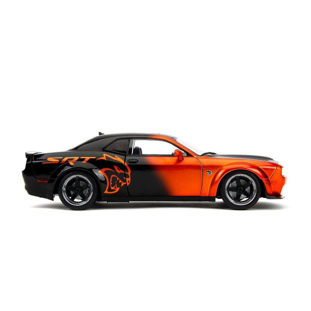 Pink Slips Wave 1 2015 Dodge Challenger SRT Hellcat Redeye Widebody 1:18 Scale Die-Cast Metal Vehicle