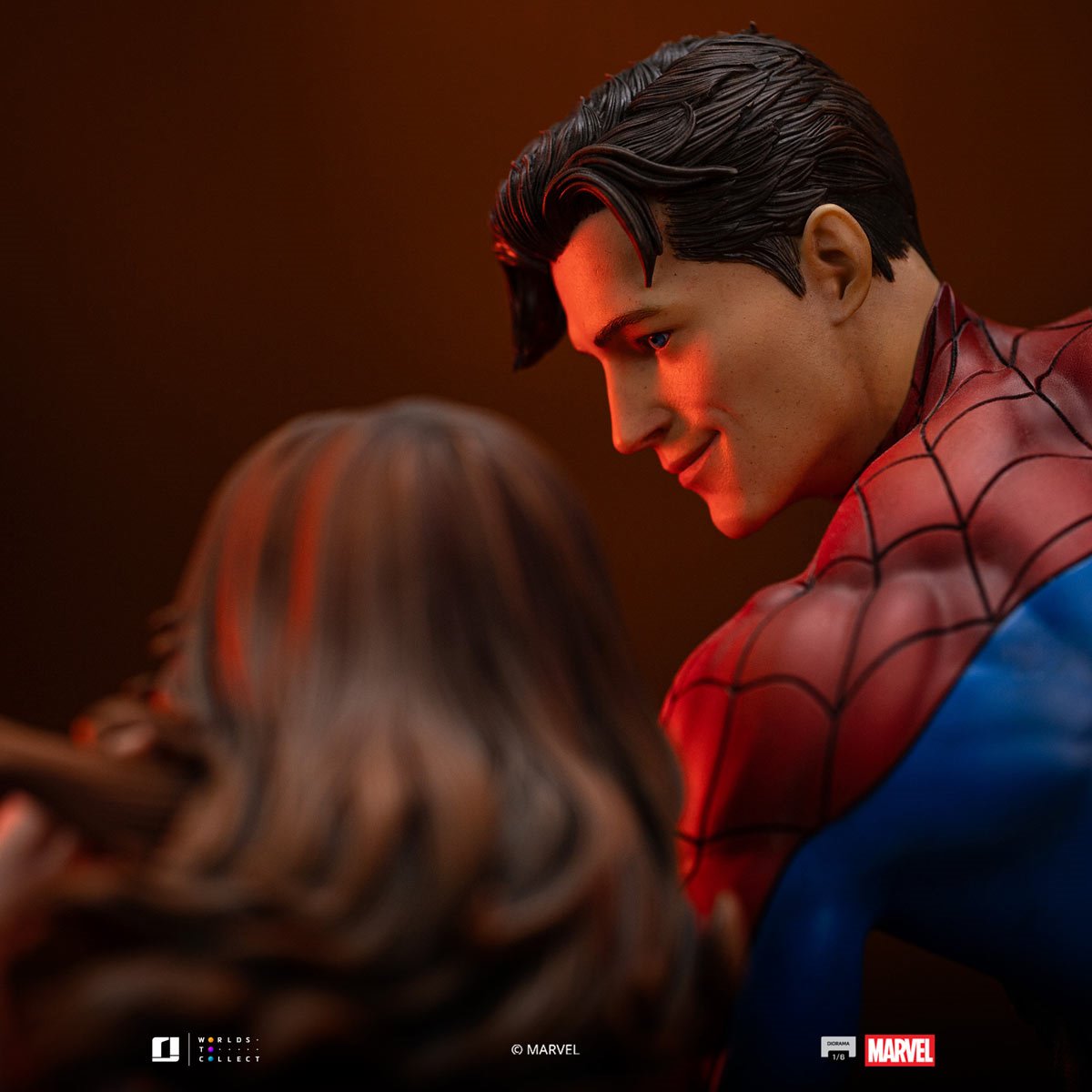 Spider-Man and MJ 1:6 Diorama Art Scale Limited Edition Statue