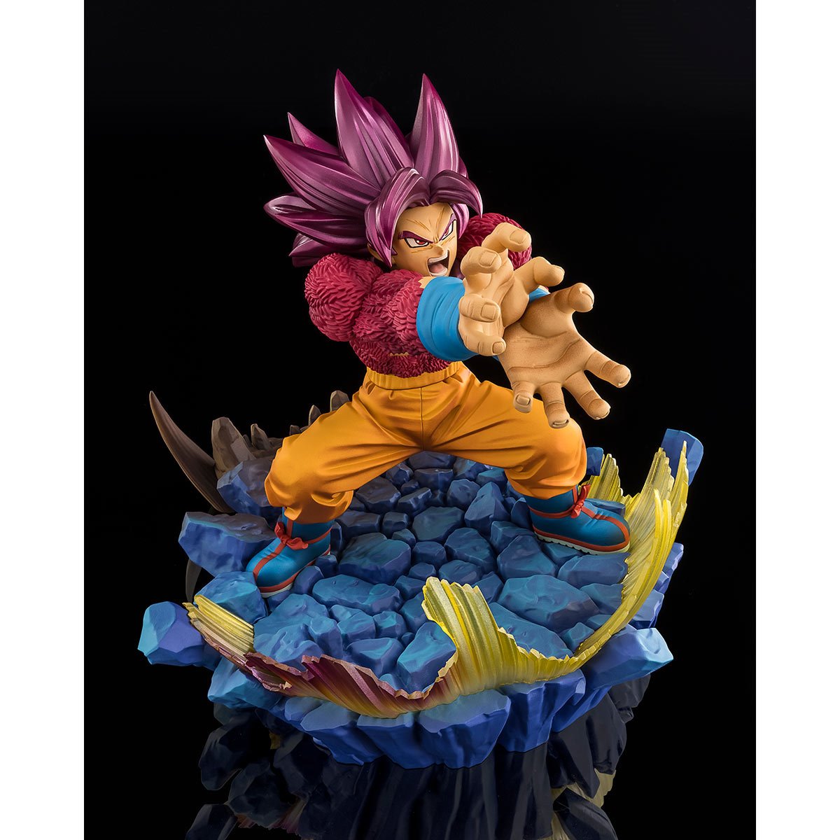 Dragon Ball Daima Super Saiyan 4 Son Goku Extra Battle FiguartsZERO Statue
