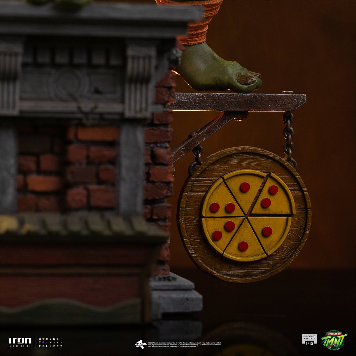 Teenage Mutant Ninja Turtles Michelangelo Unleashed 1:10 Art Scale Limited Edition Statue
