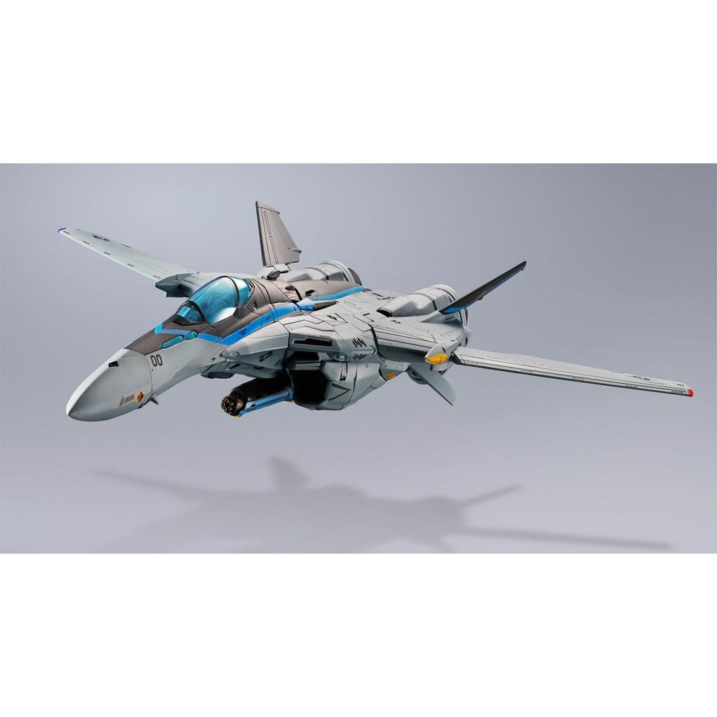 Macross Top Gun: Maverick VF-25 Messiah Valkyrie DX Chogokin Action Figure
