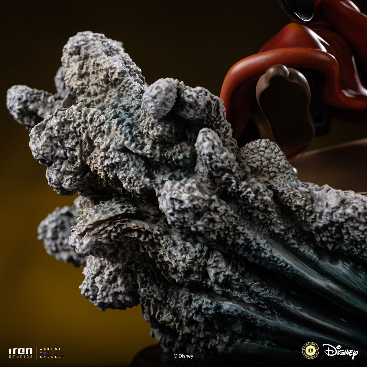 Fantasia Sorcerer Mickey 1:10 Deluxe Art Scale Limited Edition Statue