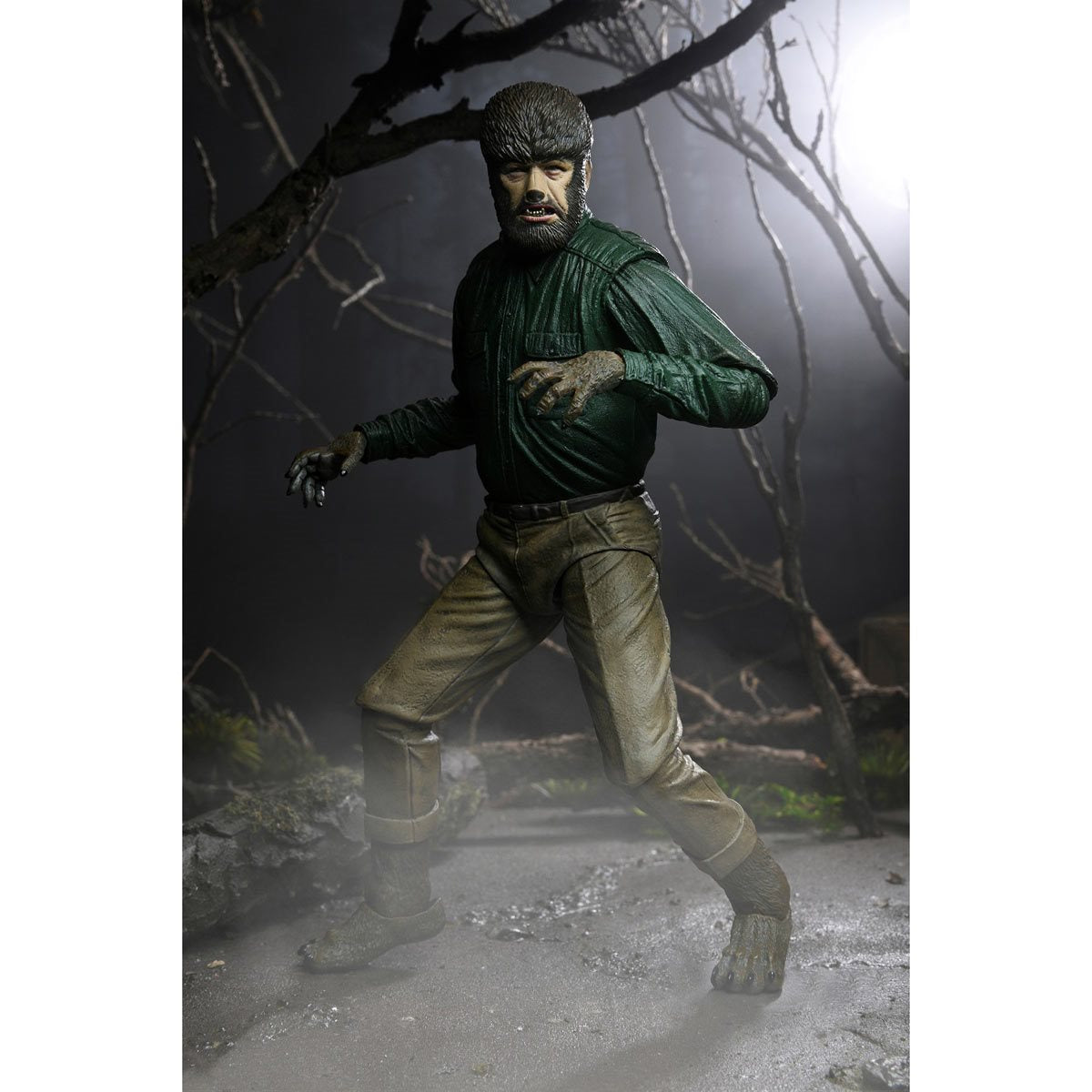 Universal Monsters Ultimate The Wolf Man 7-Inch Scale Action Figure