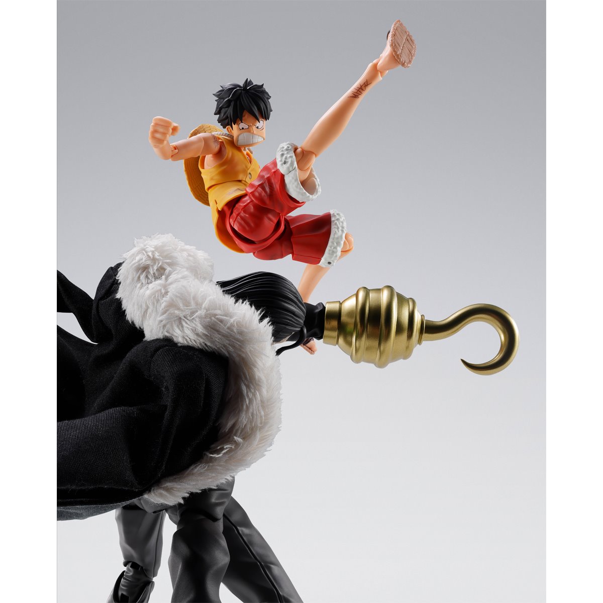 One Piece Sir Crocodile Marineford S.H.Figuarts Action Figure