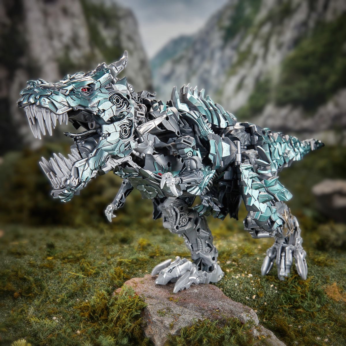 Transformers Studio Series Age of Extinction Titan Class Grimlock
