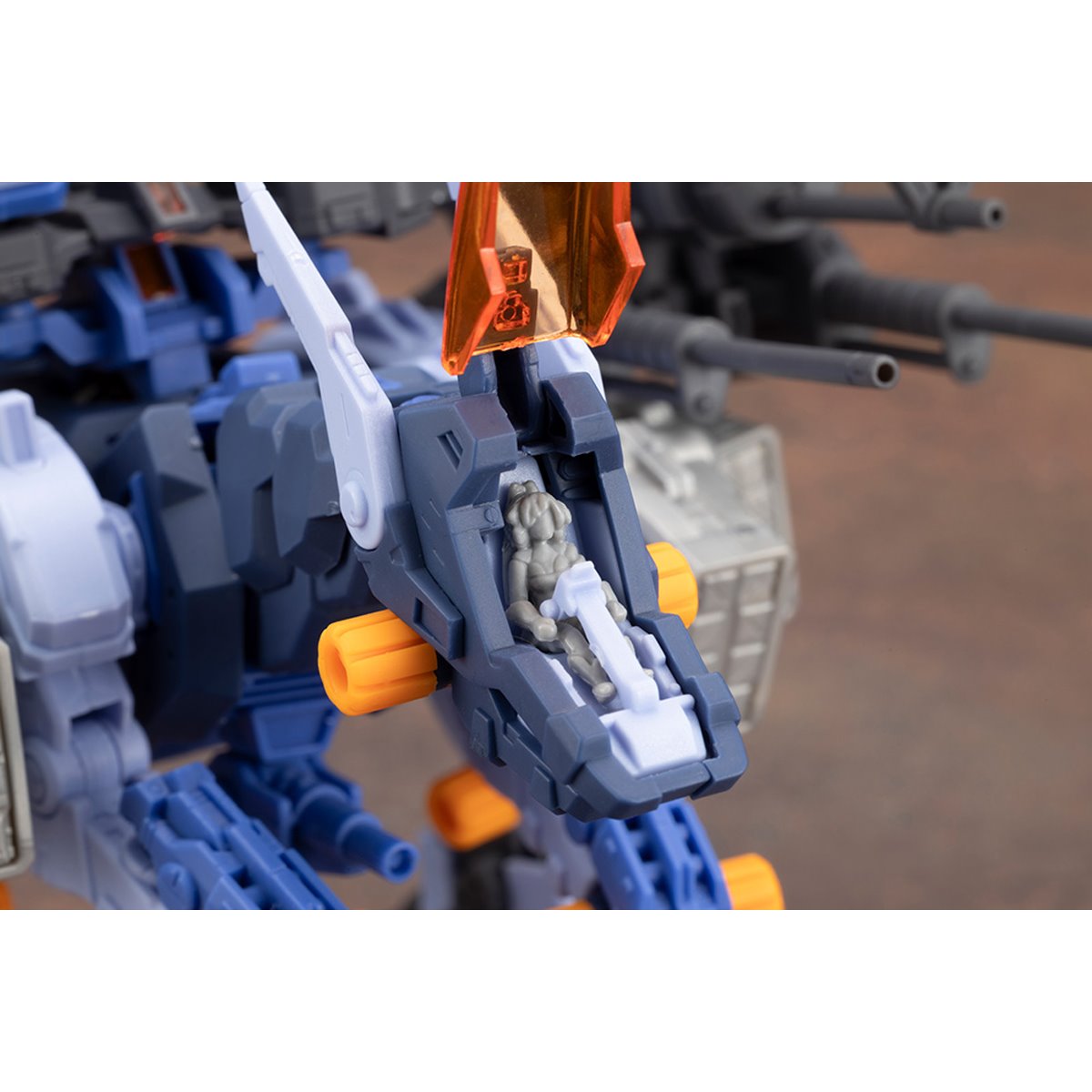 Zoids: New Century Zero RZ-030 Gun Sniper Leena Special 2001 Re/color Version Highend Master Model 1:72 Scale Model Kit