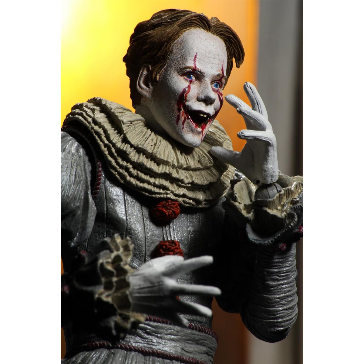 It Chapter 2 Pennywise Ultimate 7-Inch Scale Action Figure
