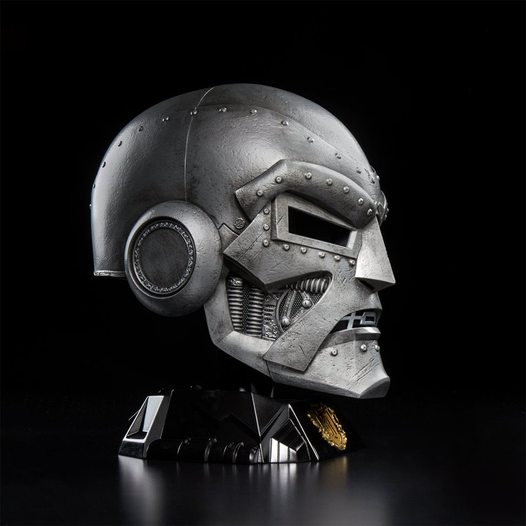 Fantastic Four Marvel Legends Doctor Doom Premium Roleplay Helmet Prop Replica