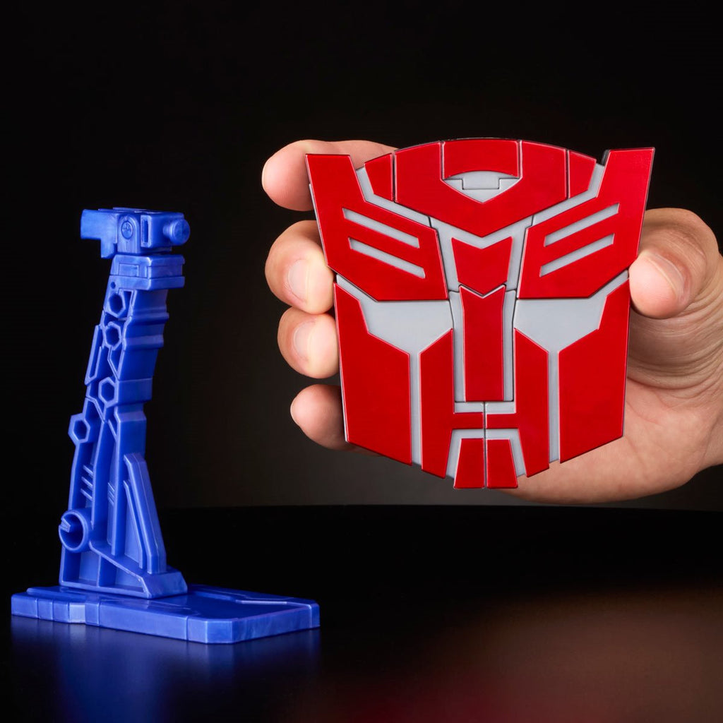 Transformers Icons Voyager Class Optimus Prime Action Figure