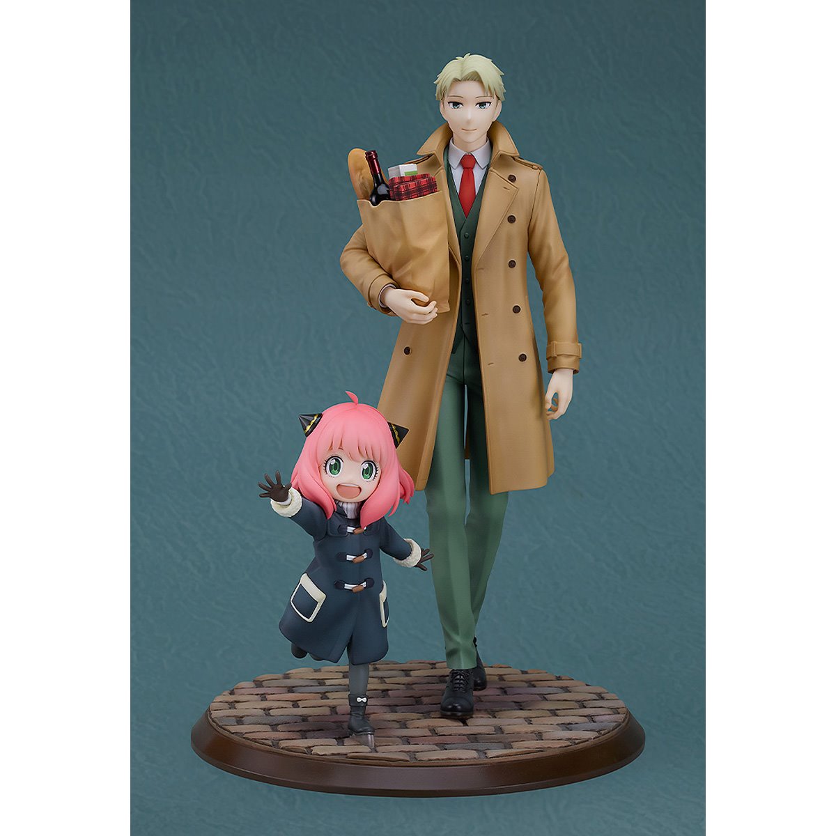 Spy x Family Anya and Loid Forger Walking 1:7 Scale Statue