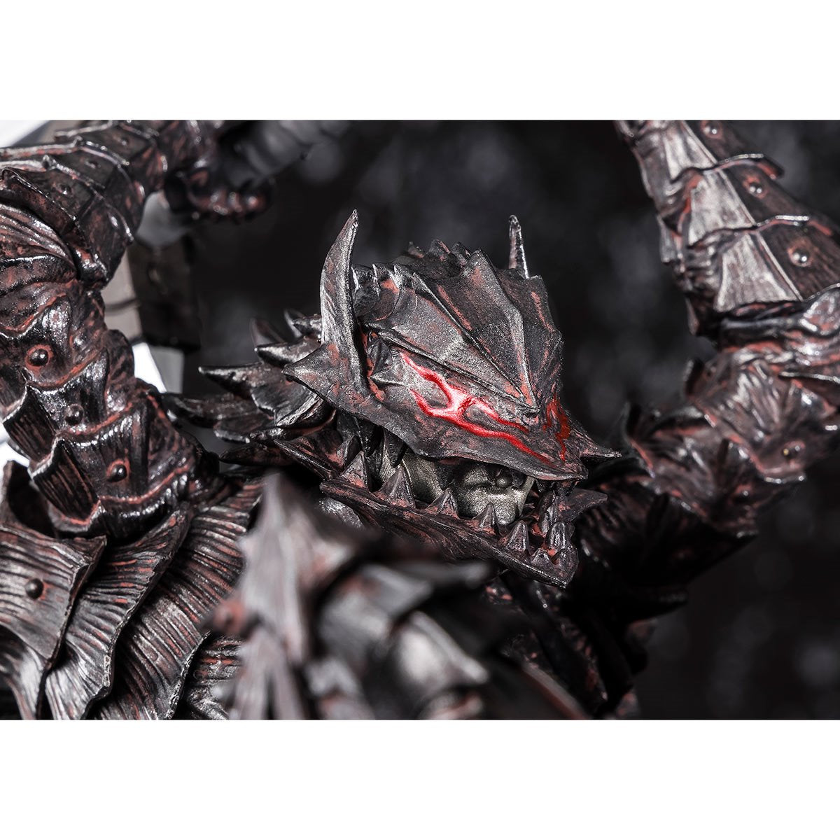 Berserk Guts Berserker Armor FiguartsZERO Touche Metallique Statue