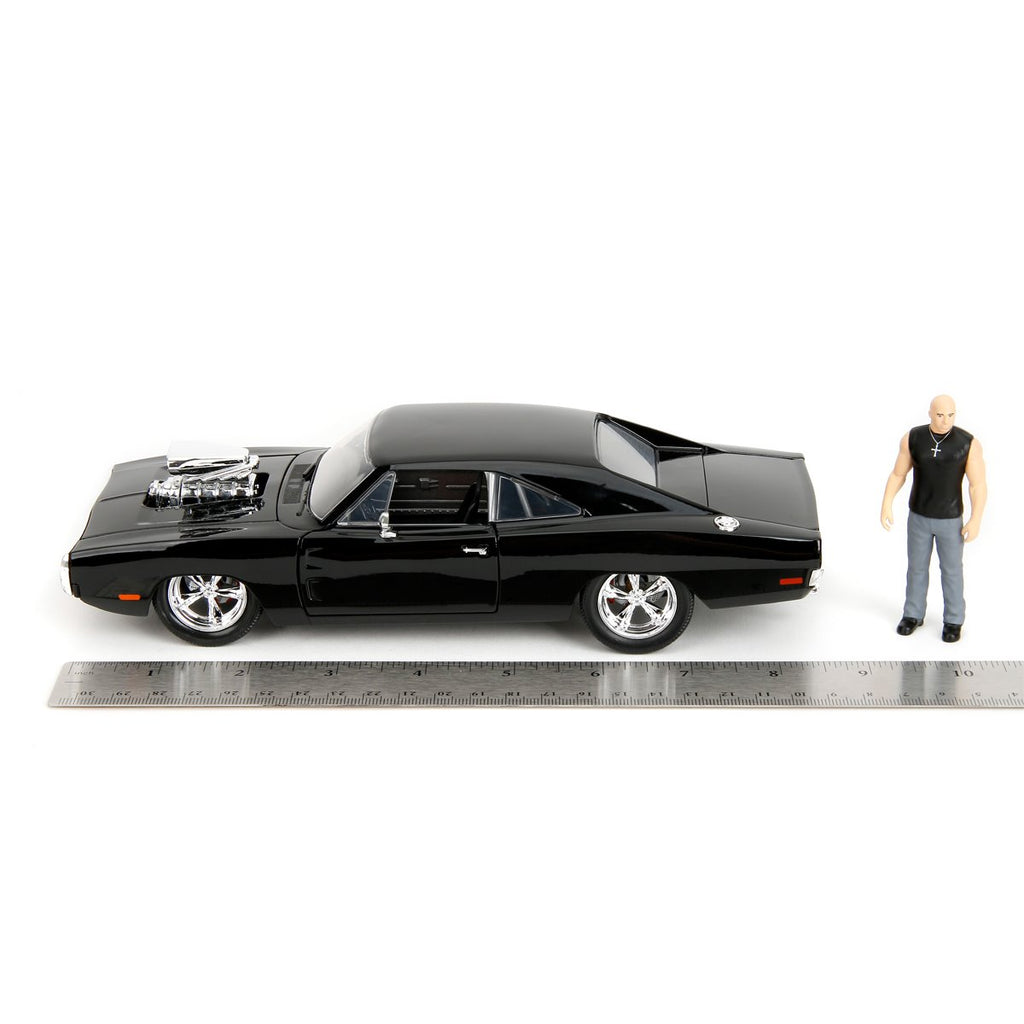 Hollywood Rides Fast and the Furious Dodge Charger R/T 1:24 Scale Die-Cast Metal Vehicle with Dom Figure