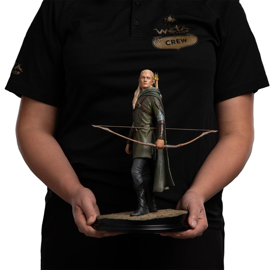 The Lord of the Rings Legolas Hunter of the Plains Classic Series 1:6 Scale Statue