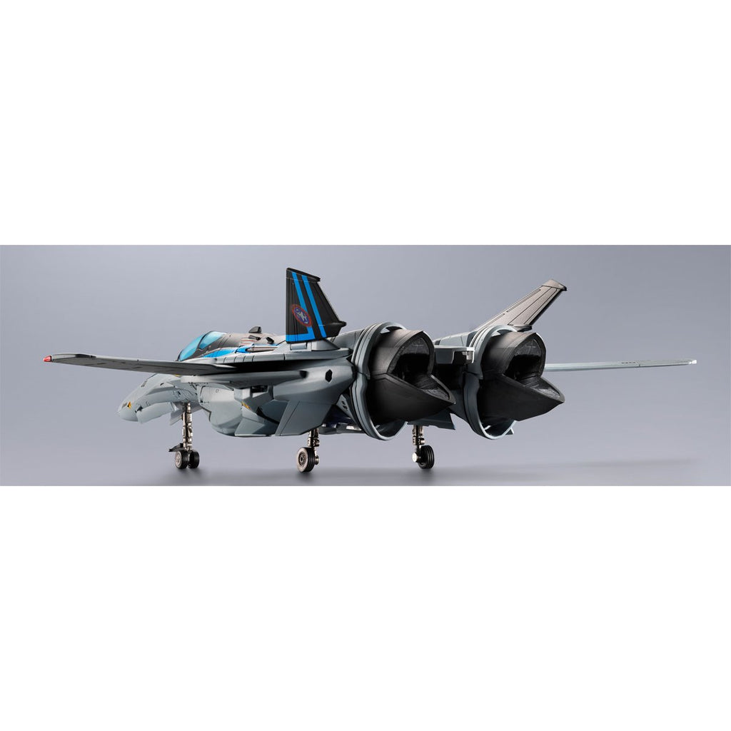 Macross Top Gun: Maverick VF-25 Messiah Valkyrie DX Chogokin Action Figure