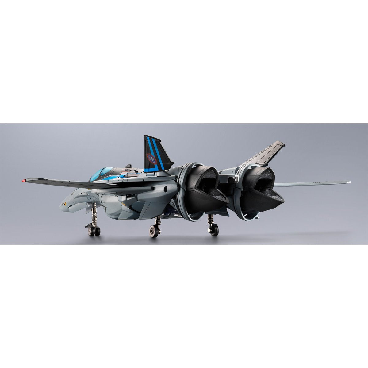 Macross Top Gun: Maverick VF-25 Messiah Valkyrie DX Chogokin Action Figure