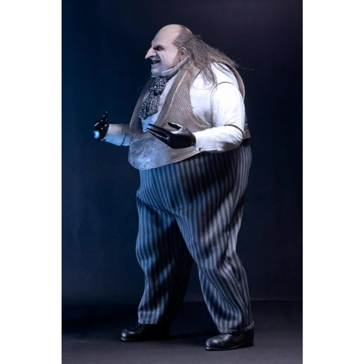 Batman Returns Mayoral Penguin 1:4 Scale Action Figure
