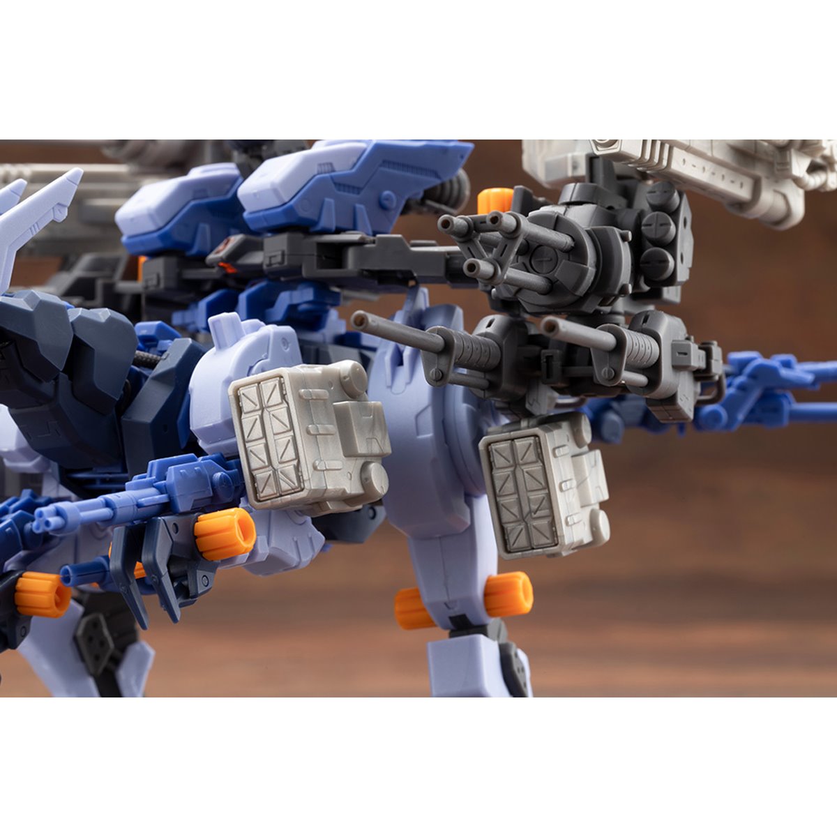 Zoids: New Century Zero RZ-030 Gun Sniper Leena Special 2001 Re/color Version Highend Master Model 1:72 Scale Model Kit