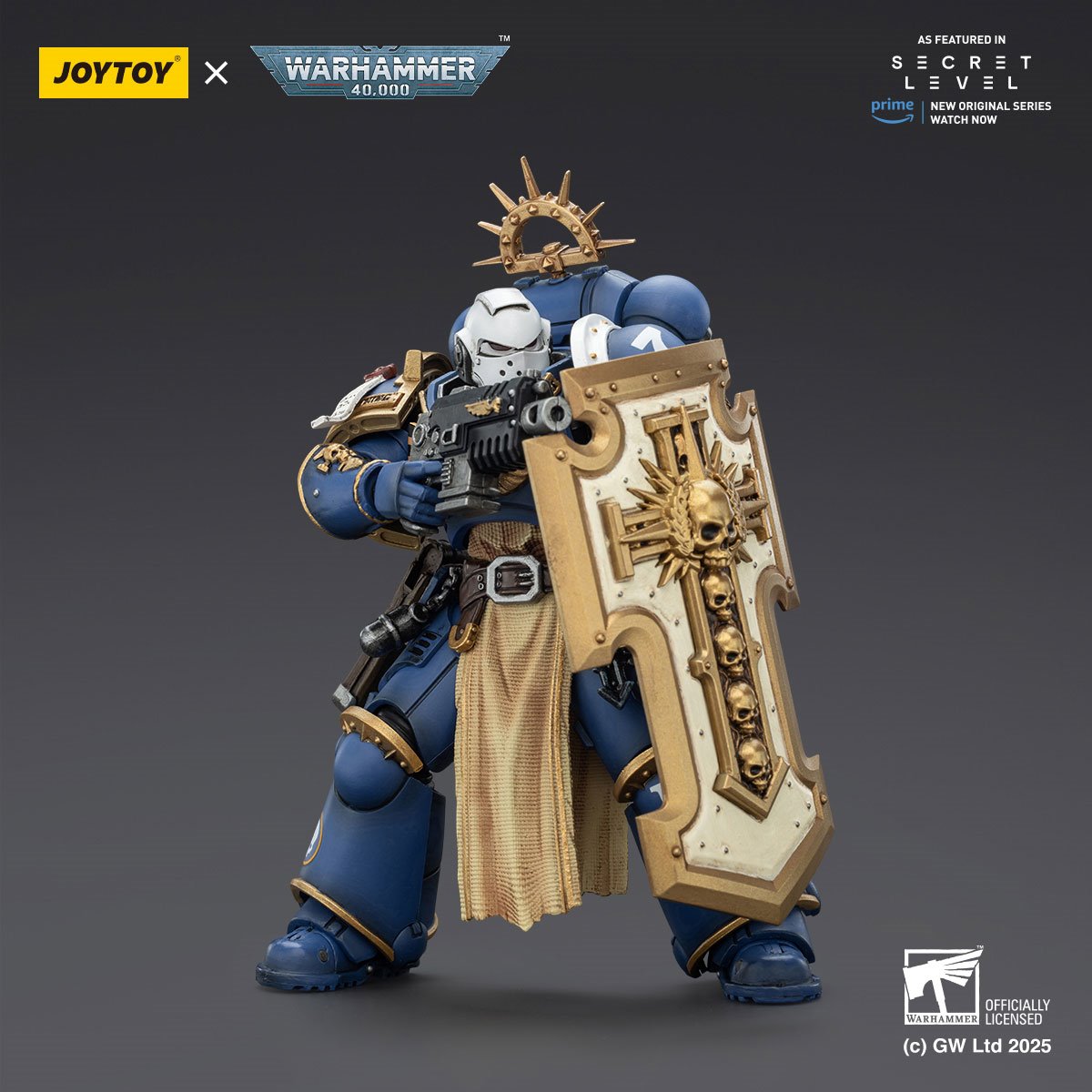 Joy Toy Warhammer 40,000 Ultramarines Levantus with Power Sword, Stormshield and Bolt Pistol 1:18 Scale Action Figure