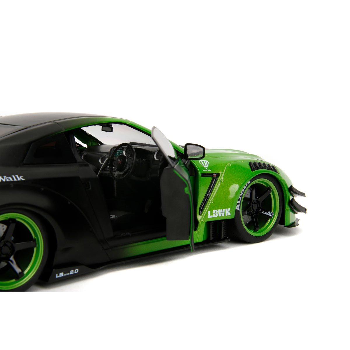 Pink Slips Wave 1 Nissan GT-R R35 with Liberty Walk Body Kit 1:18 Scale Die-Cast Metal Vehicle