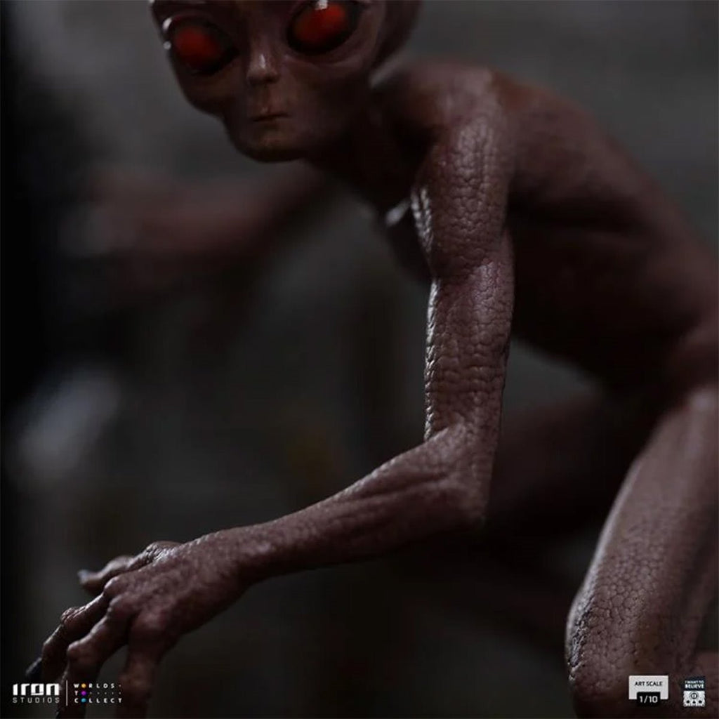 ET Varginha I Want To Believe 1:10 Art Scale Limited Edition Statue