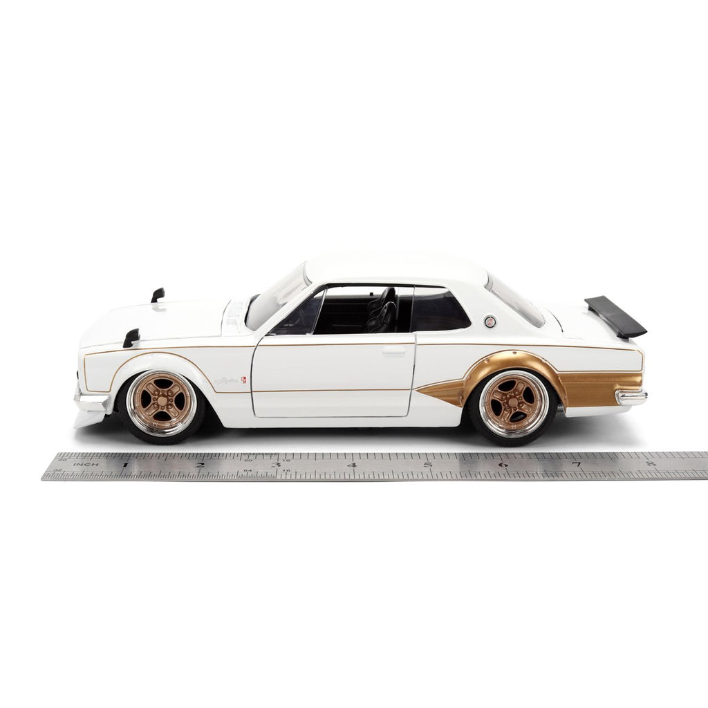 JDM Tuners 1971 Nissan Skyline 2000GT-R 1:24 Scale Die-Cast Metal Vehicle
