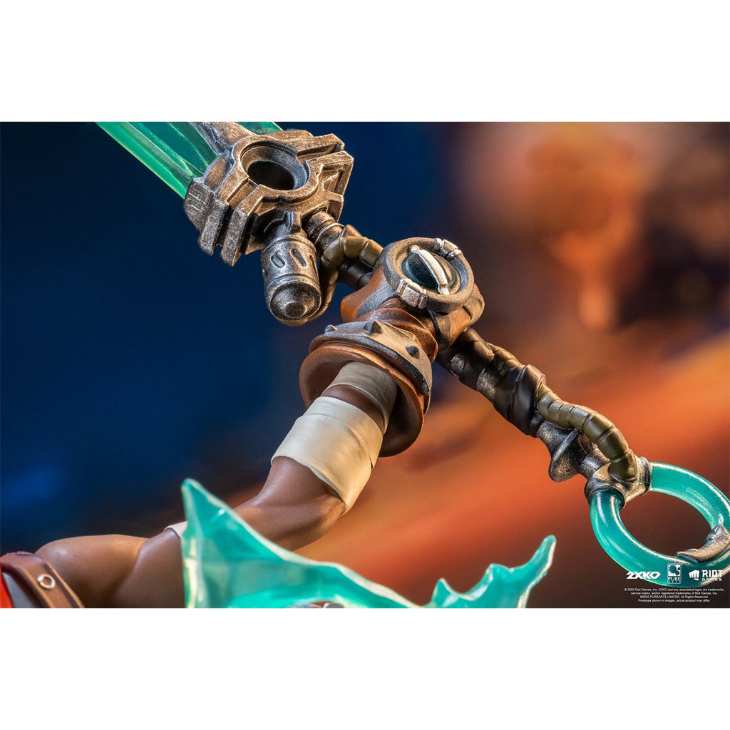 2XKO Ahri and Ekko 1:10 Scale Resin Statue
