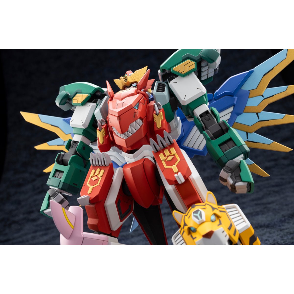 The Red Ranger Becomes an Adventurer in Another World Maximum Kizuna Kaiser Model Kit