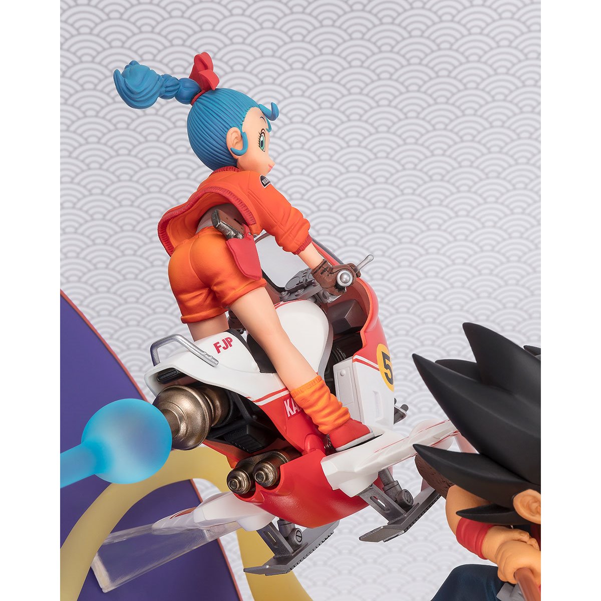 Dragon Ball Son Goku and Bulma FiguartsZERO Statue