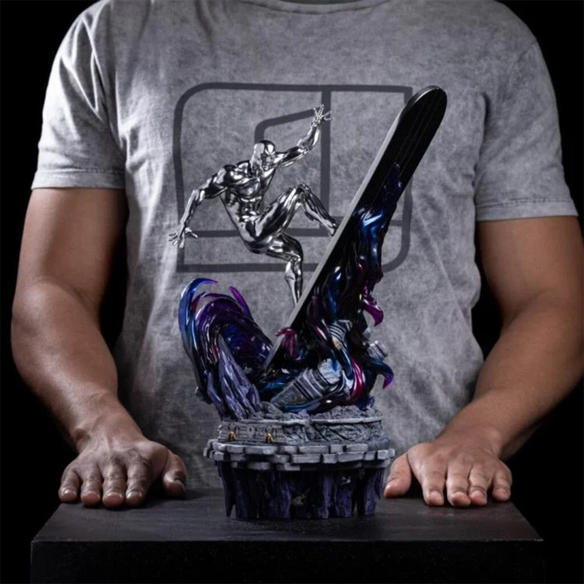 Silver Surfer The Infinity Gauntlet Battle Diorama Series 1:10 Art Scale Limited Edition Statue
