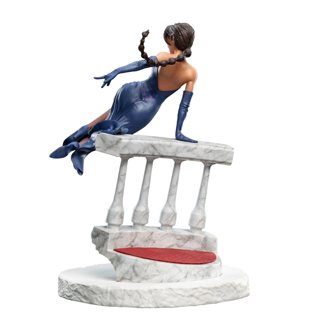 Tomb Raider Lara Croft: A Deal at the Opera Miniature Statue