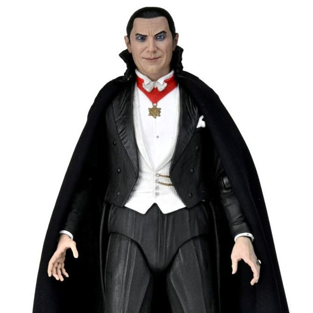 Universal Monsters Ultimate Dracula (Transylvania) 7-Inch Scale Action Figure
