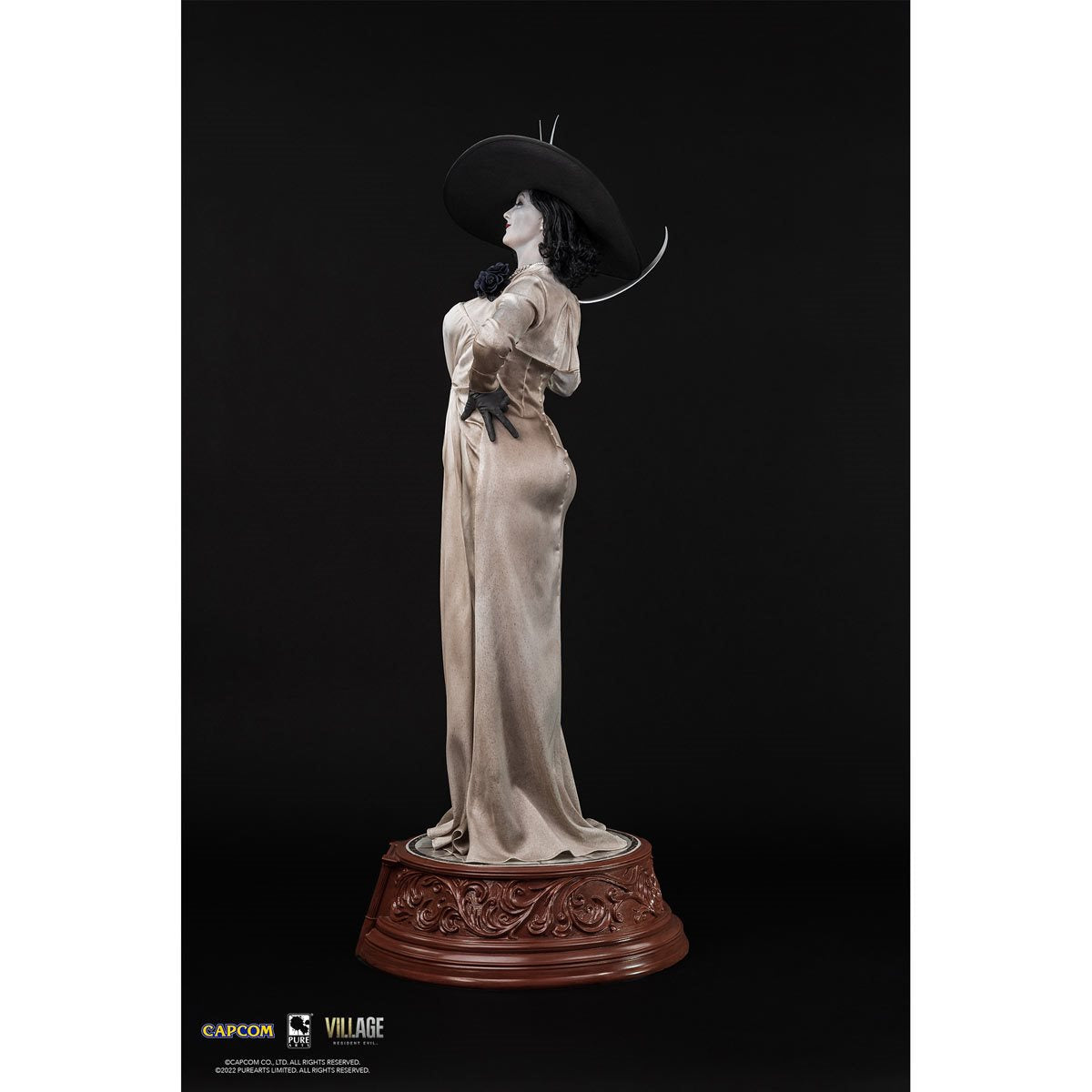 Resident Evil Village Lady Dimitrescu 1:4 Scale Resin Statue