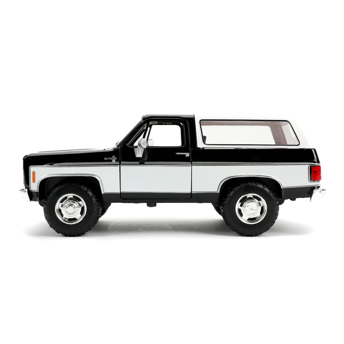Just Trucks 1980 Chevrolet K5 Blazer Stock Black 1:24 Scale Die-Cast Metal Vehicle