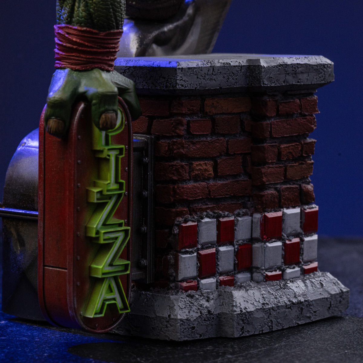 Teenage Mutant Ninja Turtles Raphael Unleashed 1:10 Art Scale Statue