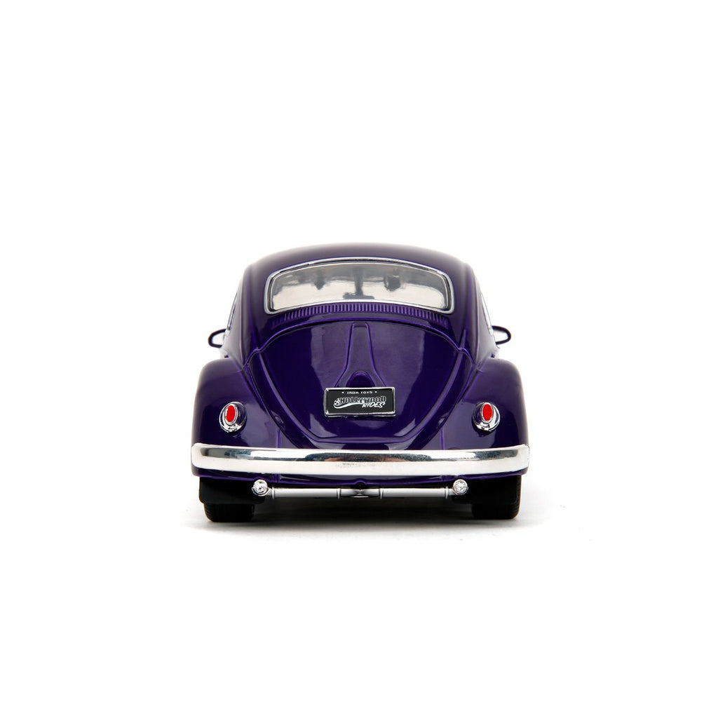 Wednesday Volkswagen Beetle 1:24 Scale Die-Cast Metal Vehicle with Wednesday Addams and Thing Figure