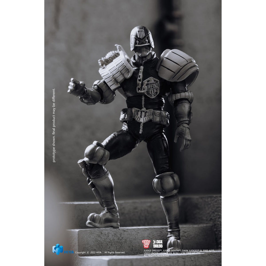 Judge Dredd Black and White Exquisite Mini Series 1:18 Scale Action Figure