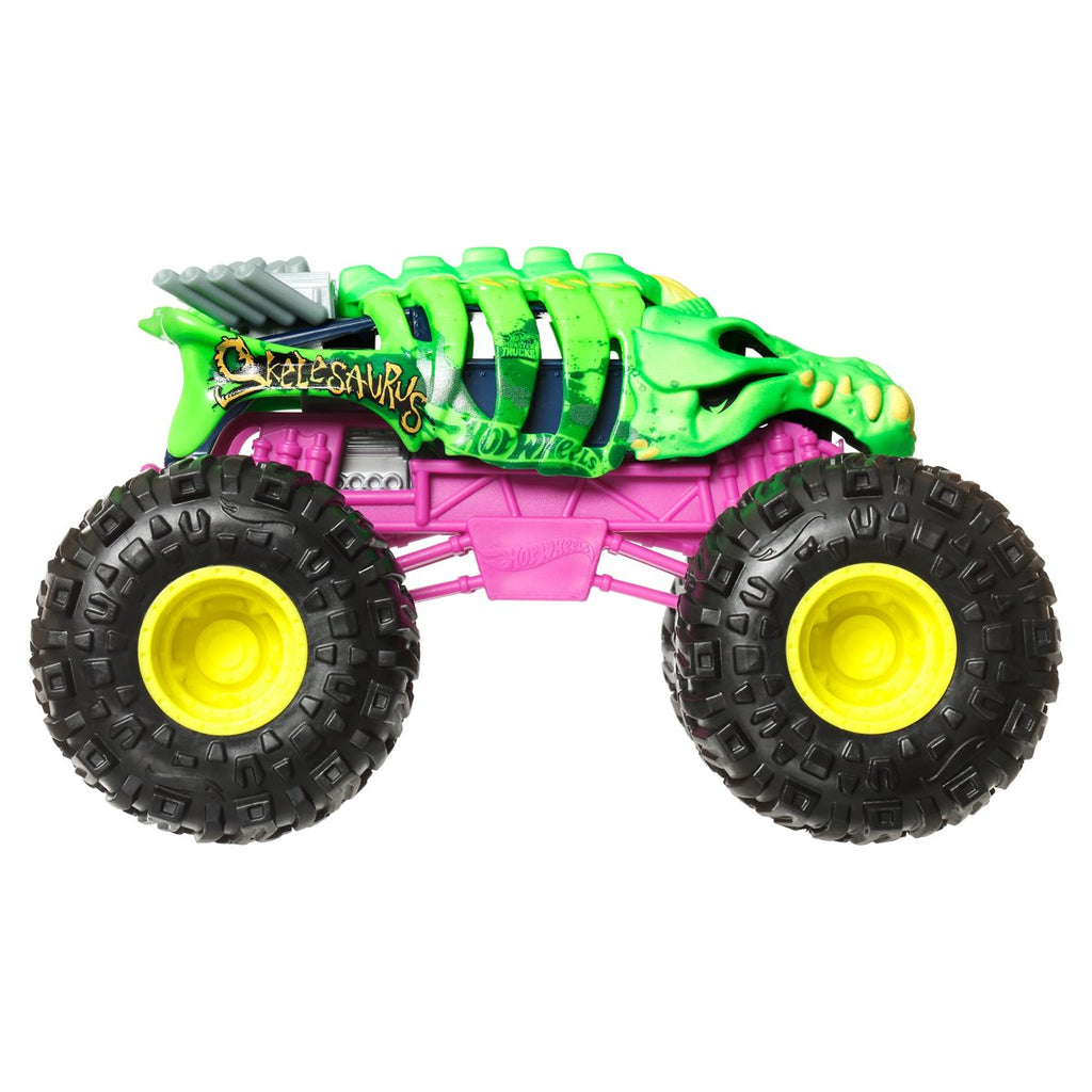 Hot Wheels Monster Trucks 1:24 Scale Vehicle 2026 Mix 7 Case of 4