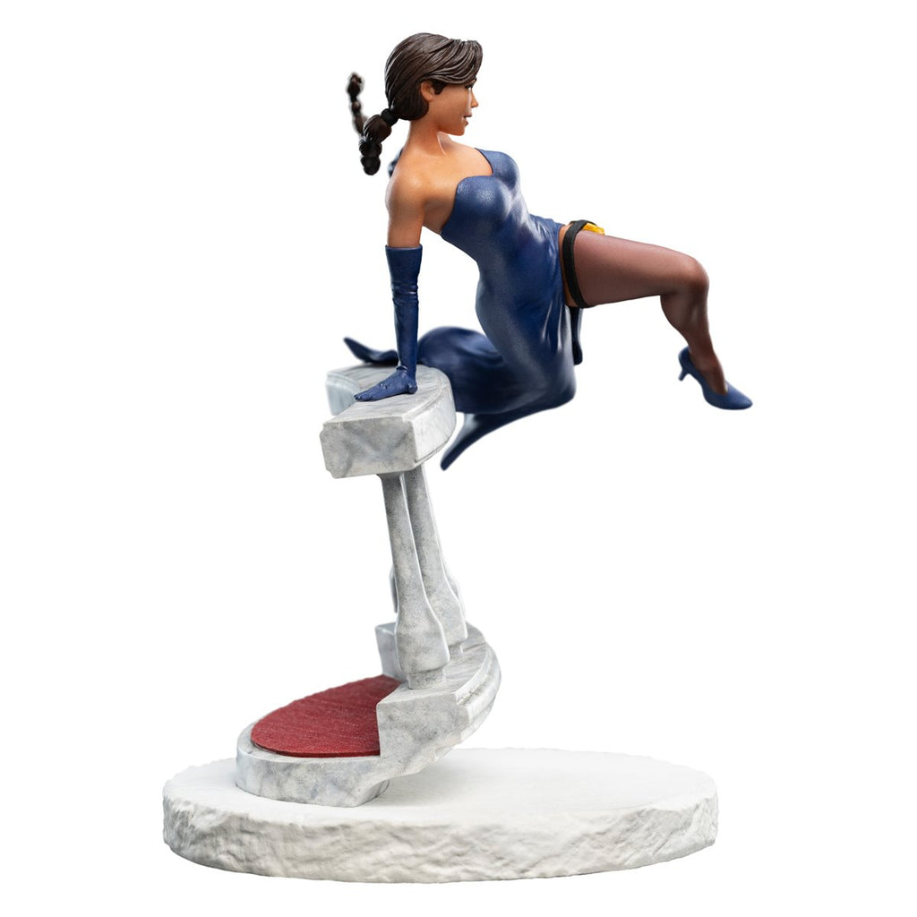 Tomb Raider Lara Croft: A Deal at the Opera Miniature Statue