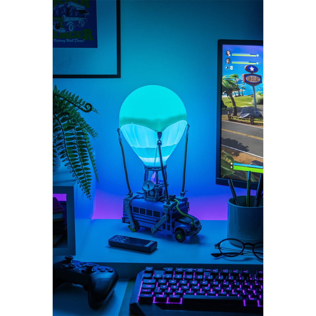 Fortnite Battle Bus Diorama Light