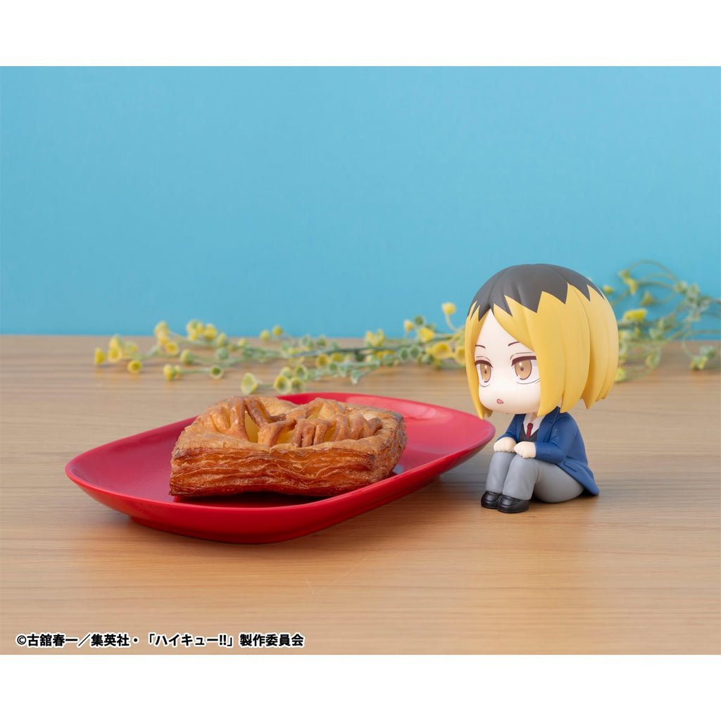 Haikyu!! Kenma Kozume Look Up Series Statue - Repeat