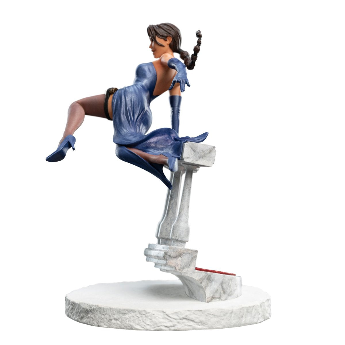 Tomb Raider Lara Croft: A Deal at the Opera Miniature Statue