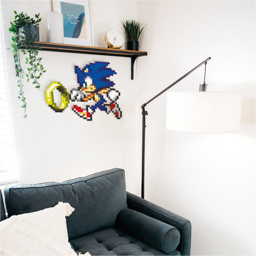 Sonic the Hedgehog and Ring Jixelz Remix 700-Piece Puzzle